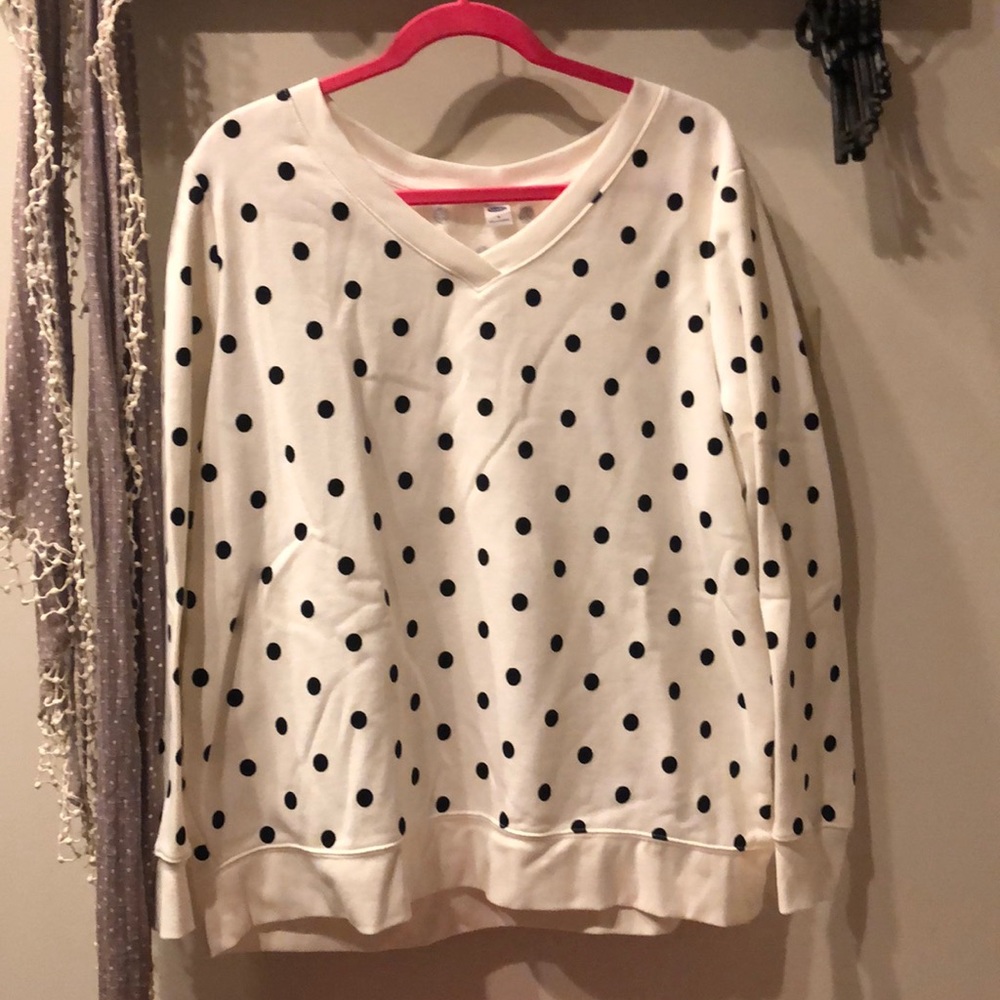 Polka dot sweatshirt size xl